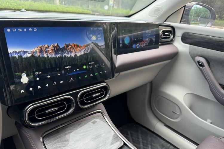 Used Leapmotor C11 2021 Deluxe Edition Interior 8
