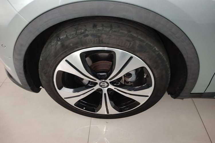 Used Leapmotor C11 2021 Deluxe Edition Left Front Wheel Hub
