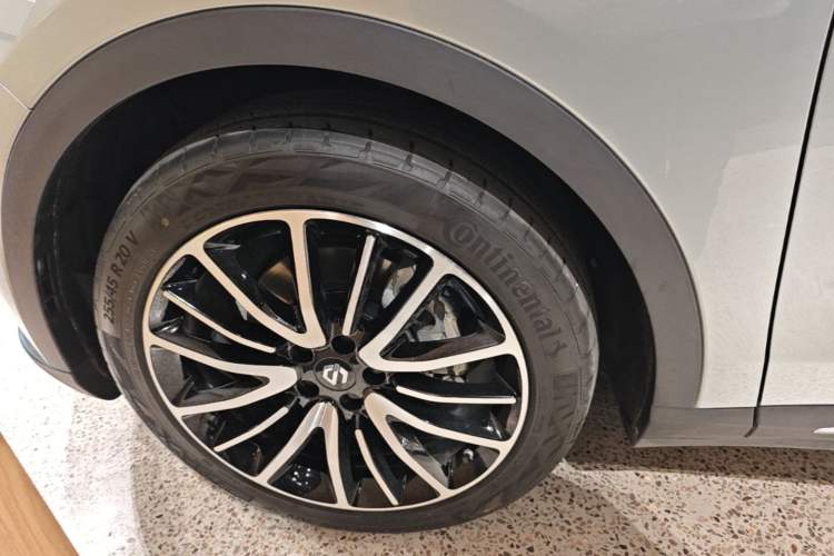 Used Leapmotor C11 2021 Performance Edition Left Front Wheel Hub