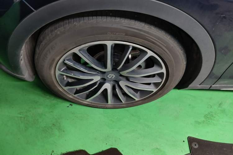 Used Leapmotor C11 2021 Deluxe Edition Left Front Wheel Hub