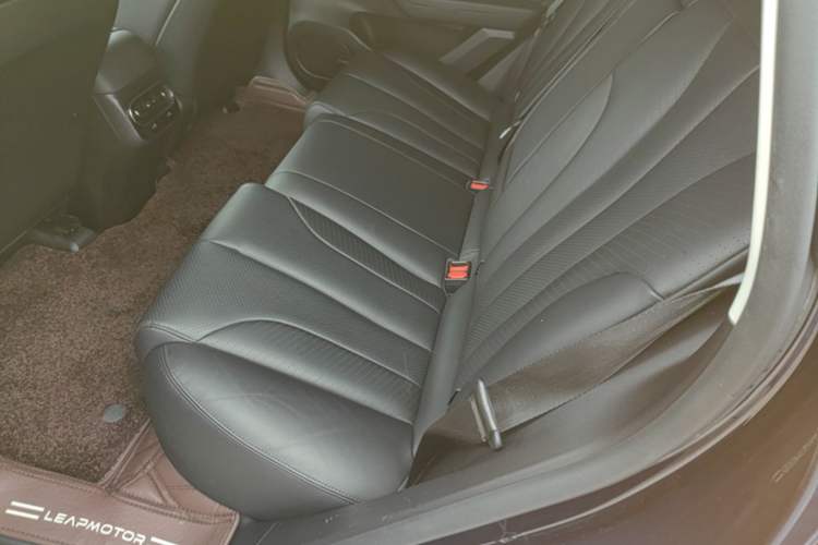 Used Leapmotor C11 2021 Performance Edition Left Rear Seat