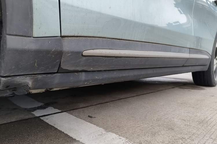 Used Leapmotor C11 2021 Deluxe Edition Left Side Sill