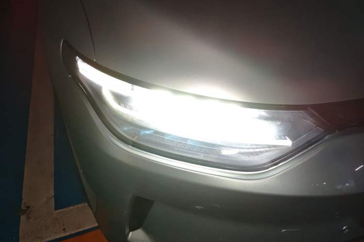 Used Leapmotor C11 2021 Deluxe Edition Right Front Headlight