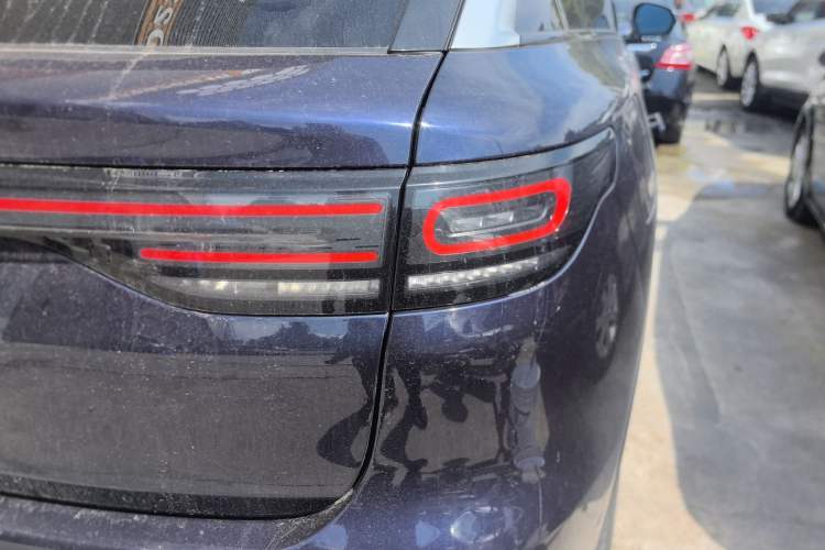 Used Leapmotor C11 2021 Revised Version Luxury Edition Right Rear Taillight