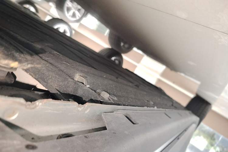 Used Leapmotor C11 2021 Deluxe Edition Right Side Sill