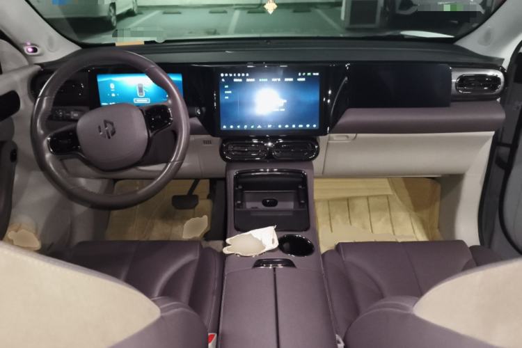 Used Leapmotor C11 2021 Luxury Edition Center Console