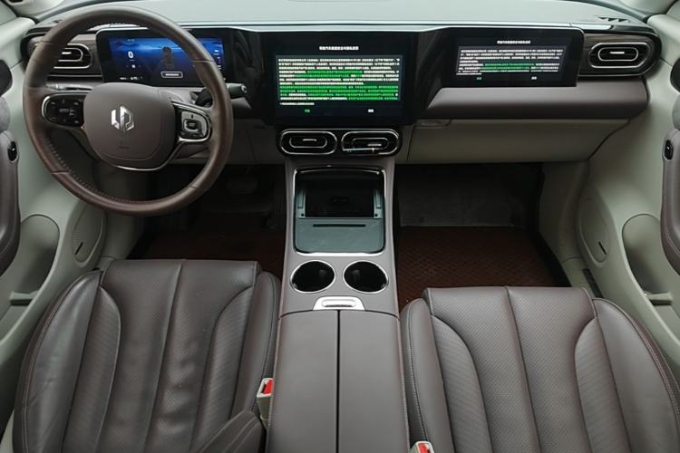 Used Leapmotor C11 2021 Deluxe Edition Center Console