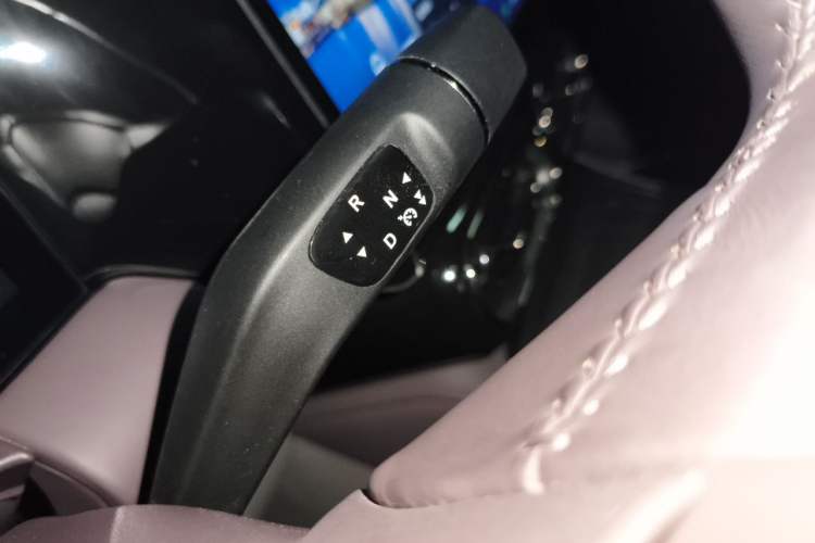 Used Leapmotor C11 2021 Revised Version Luxury Edition Gear Lever