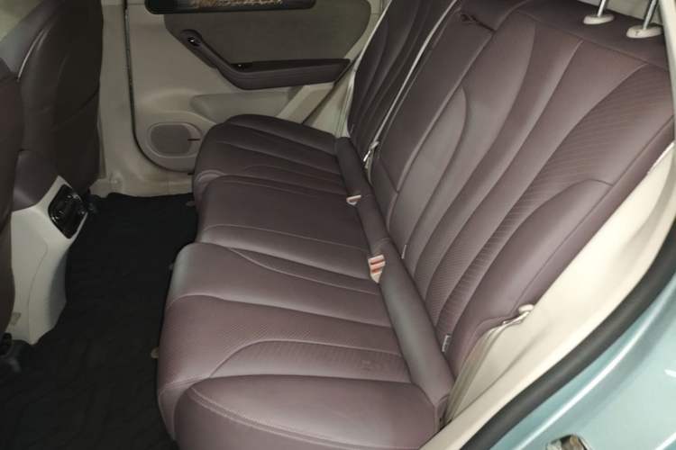 Used Leapmotor C11 2021 Deluxe Edition Left Rear Seat