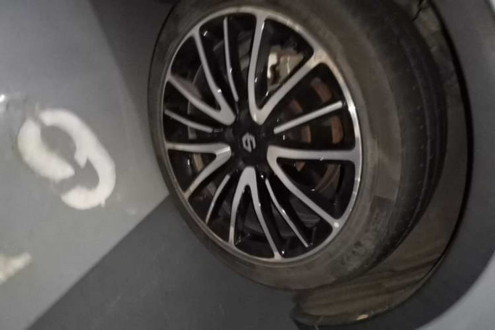 Used Leapmotor C11 2021 Luxury Edition Right Front Wheel Hub