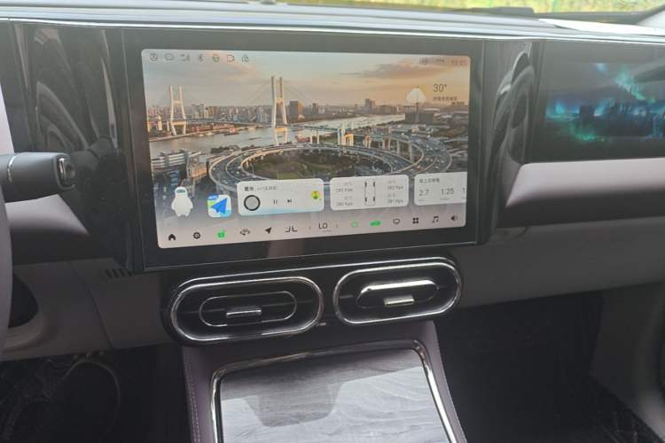 Used Leapmotor C11 2021 Revised Version Luxury Edition Audio And AC Panel