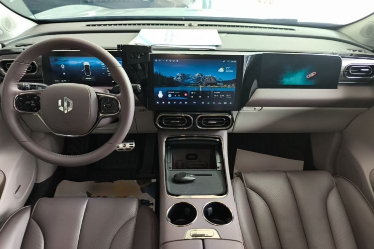 Used Leapmotor C11 2021 Luxury Edition Center Console