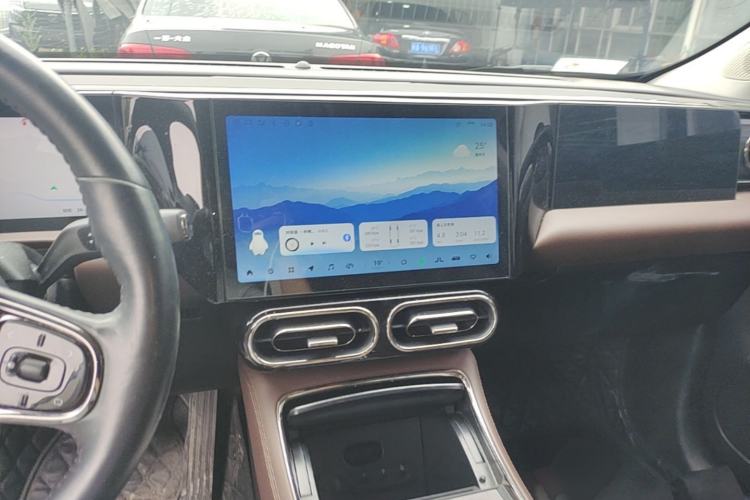 Used Leapmotor C11 2021 Luxury Edition Center Console