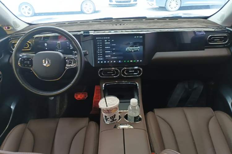 Used Leapmotor C11 2021 Performance Edition Center Console