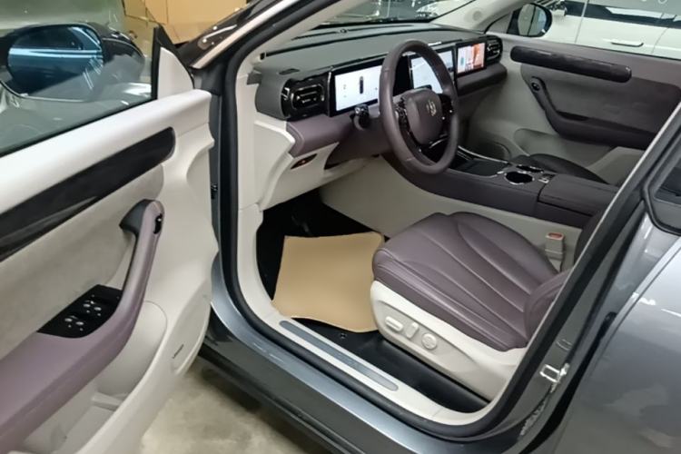 Used Leapmotor C11 2021 Executive Edition 510 Driver Seat