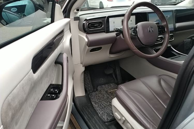 Used Leapmotor C11 2021 Luxury Edition Driver Seat