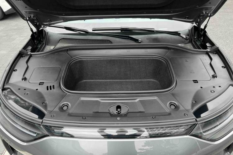 Used Leapmotor C11 2021 Performance Edition Engine Bay
