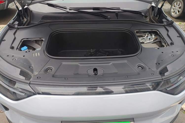 Used Leapmotor C11 2021 Deluxe Edition Engine Bay