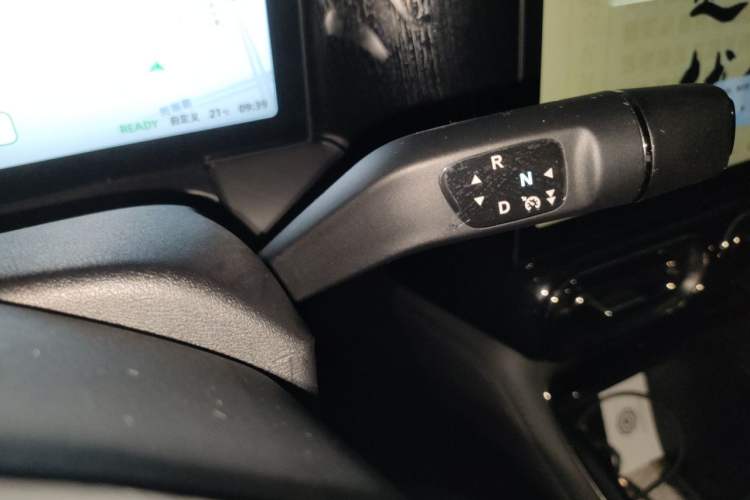 Used Leapmotor C11 2021 Luxury Edition Gear Lever
