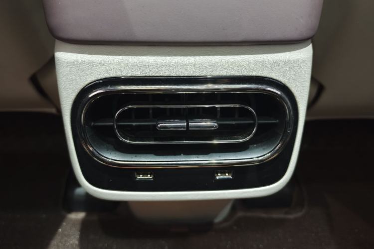 Used Leapmotor C11 2021 Deluxe Edition Interior 8