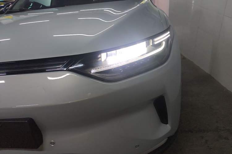 Used Leapmotor C11 2021 Deluxe Edition Left Front Headlight