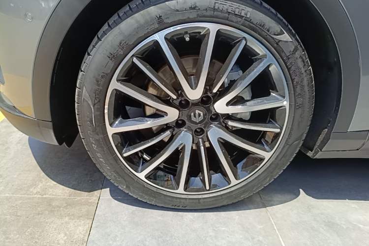 Used Leapmotor C11 2021 Revised Version Luxury Edition Left Front Wheel Hub