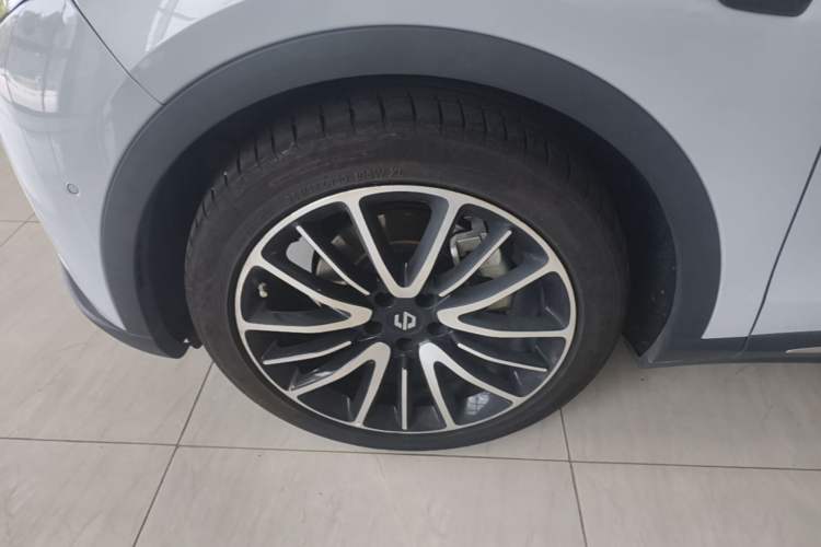 Used Leapmotor C11 2021 Revised Version Luxury Edition Left Front Wheel Hub