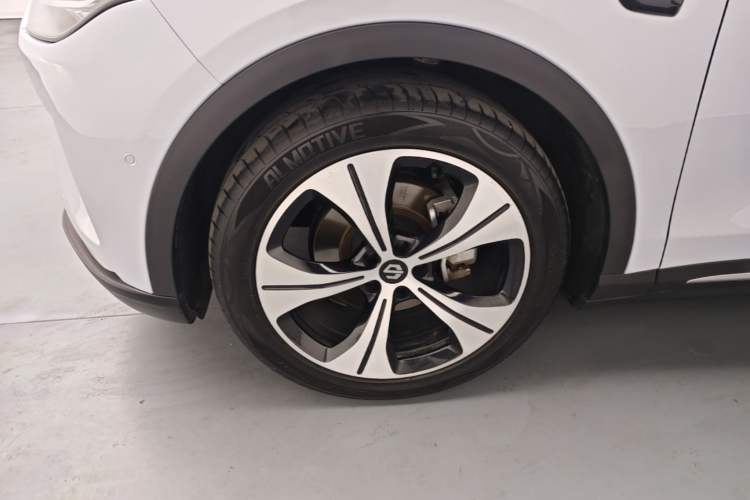 Used Leapmotor C11 2021 Deluxe Edition Left Front Wheel Hub