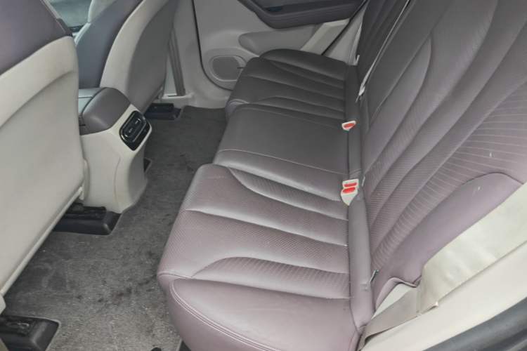 Used Leapmotor C11 2021 Deluxe Edition Left Rear Seat