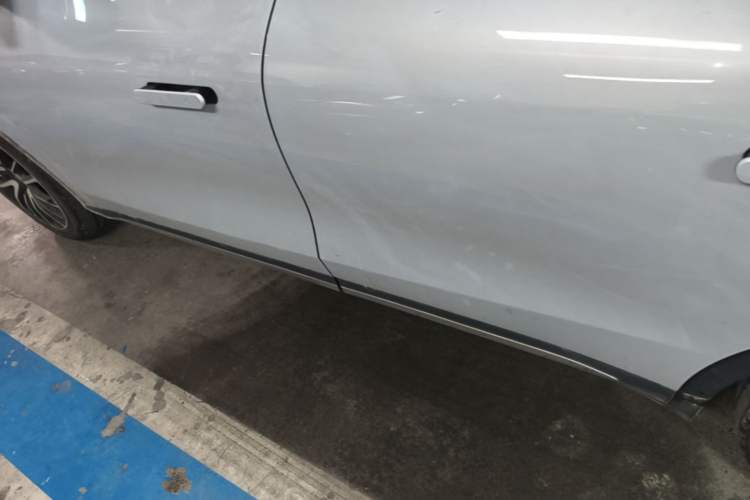 Used Leapmotor C11 2021 Revised Version Luxury Edition Left Side Sill