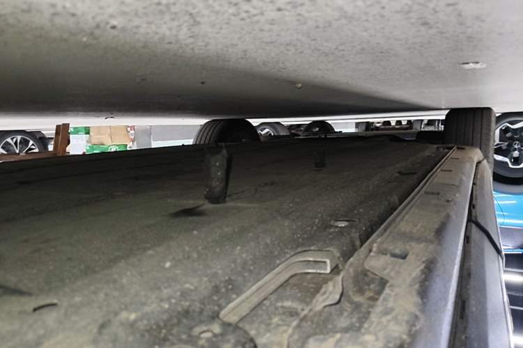 Used Leapmotor C11 2021 Revised Version Luxury Edition Left Side Sill