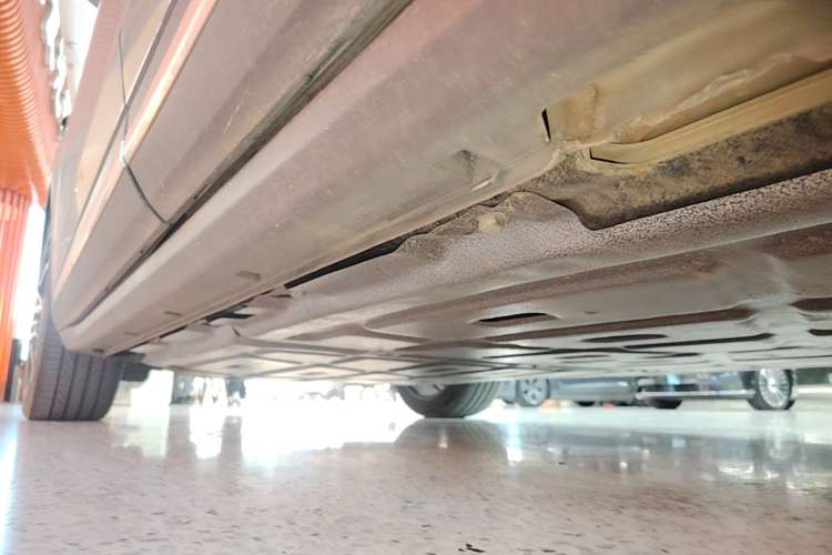 Used Leapmotor C11 2021 Revised Version Luxury Edition Left Side Sill