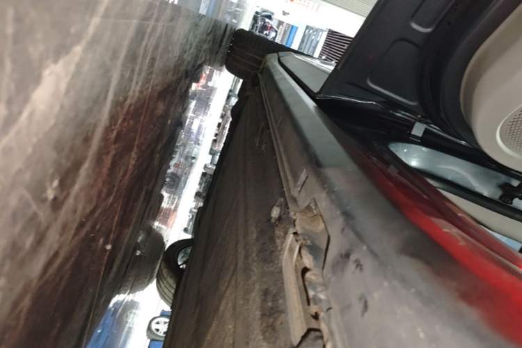 Used Leapmotor C11 2021 Luxury Edition Left Side Sill