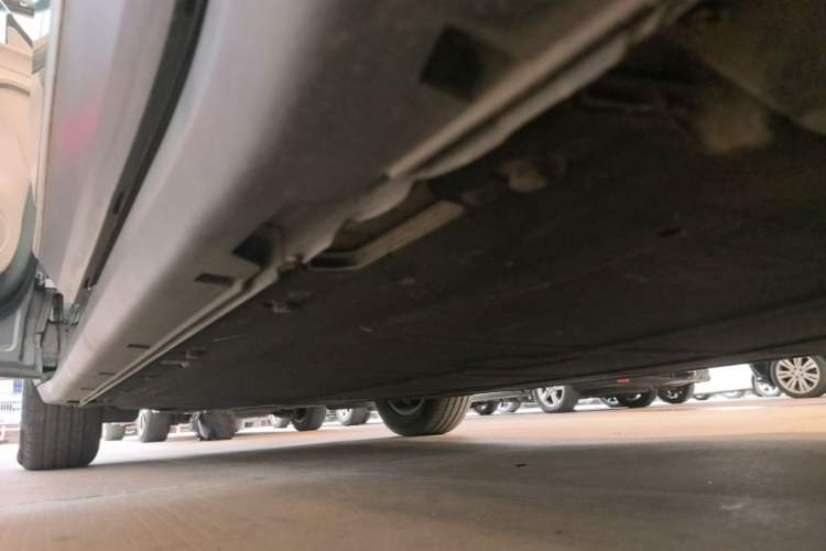 Used Leapmotor C11 2021 Revised Version Luxury Edition Left Side Sill