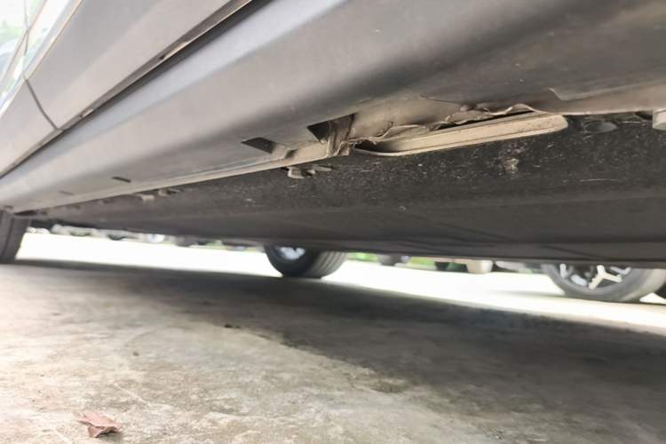 Used Leapmotor C11 2021 Deluxe Edition Left Side Sill