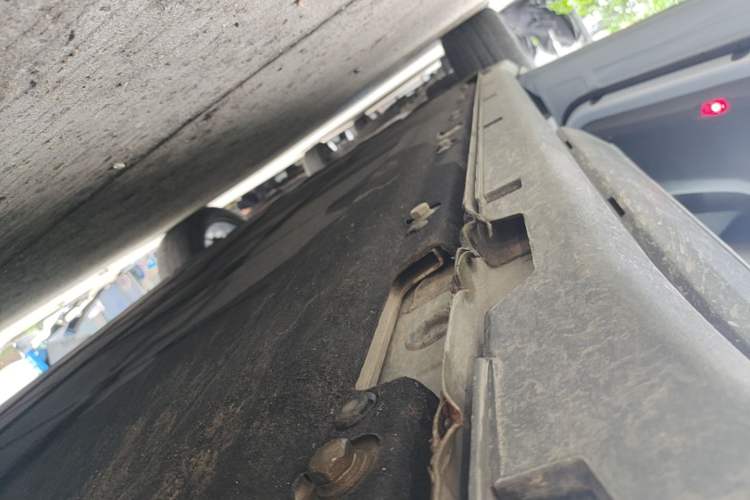 Used Leapmotor C11 2021 Luxury Edition Left Side Sill