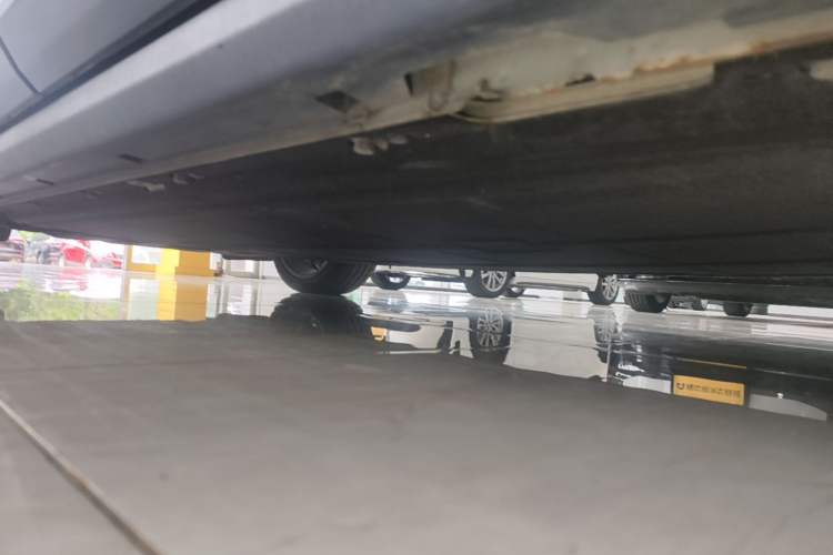 Used Leapmotor C11 2021 Revised Version Luxury Edition Left Side Sill