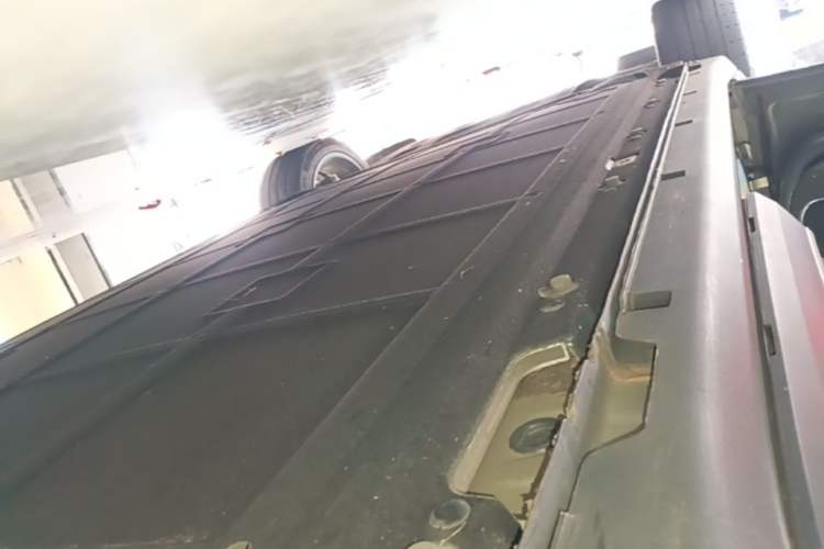 Used Leapmotor C11 2021 Performance Edition Left Side Sill