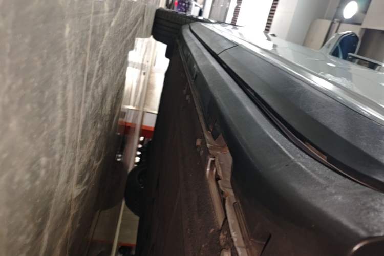 Used Leapmotor C11 2021 Revised Version Luxury Edition Left Side Sill