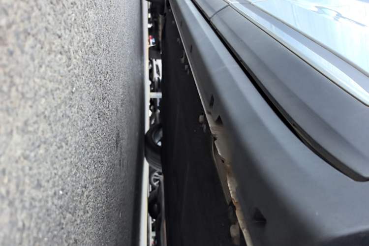 Used Leapmotor C11 2021 Deluxe Edition Left Side Sill
