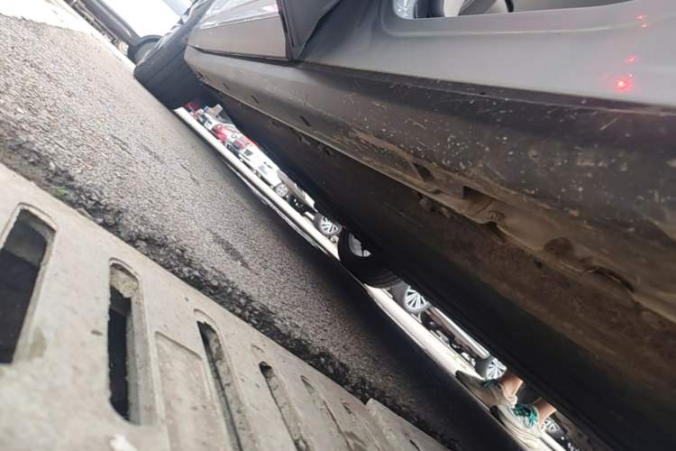 Used Leapmotor C11 2021 Deluxe Edition Left Side Sill