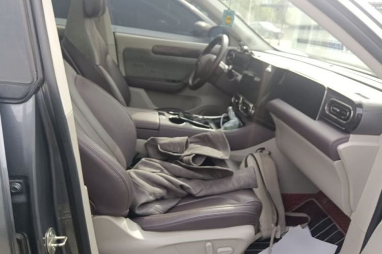 Used Leapmotor C11 2021 Deluxe Edition Right Front Seat