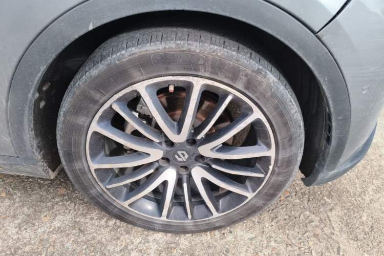 Used Leapmotor C11 2021 Luxury Edition Right Front Wheel Hub