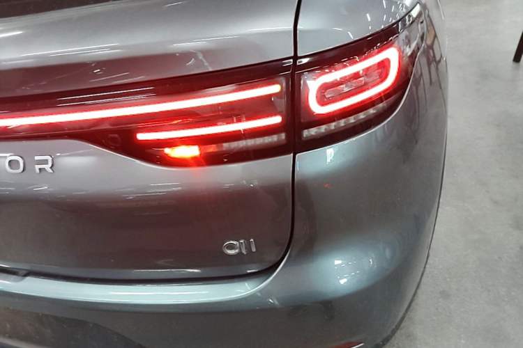 Used Leapmotor C11 2021 Revised Version Luxury Edition Right Rear Taillight