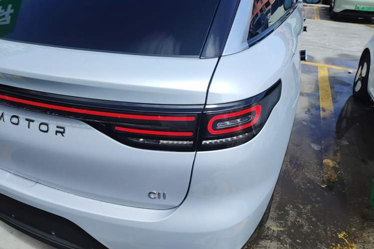 Used Leapmotor C11 2021 Luxury Edition Right Rear Taillight