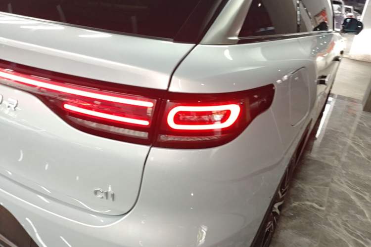 Used Leapmotor C11 2021 Revised Version Luxury Edition Right Rear Taillight