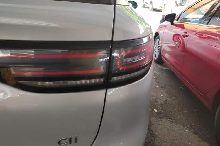 Used Leapmotor C11 2021 Luxury Edition Right Rear Taillight