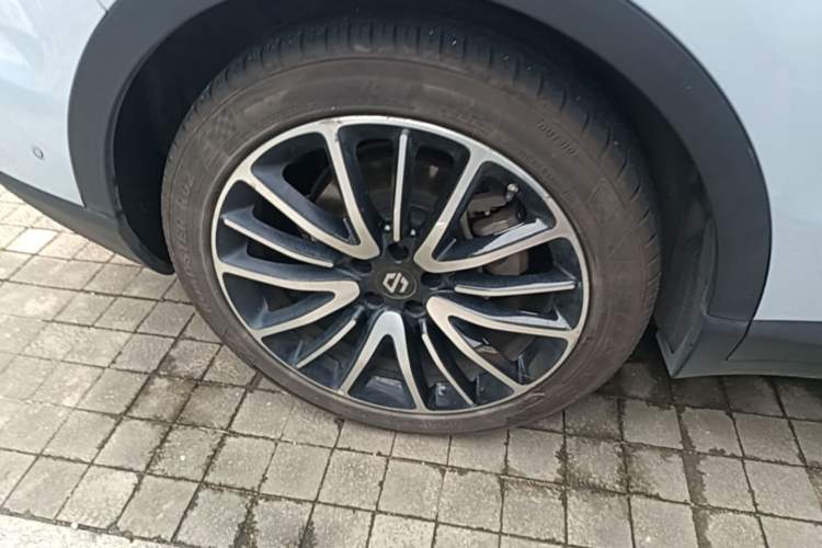 Used Leapmotor C11 2021 Revised Version Luxury Edition Right Rear Wheel Hub