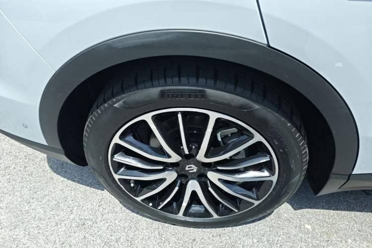 Used Leapmotor C11 2021 Revised Version Luxury Edition Right Rear Wheel Hub