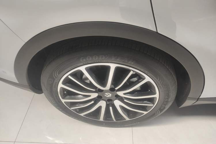 Used Leapmotor C11 2021 Zhixing Edition 510 Right Rear Wheel Hub